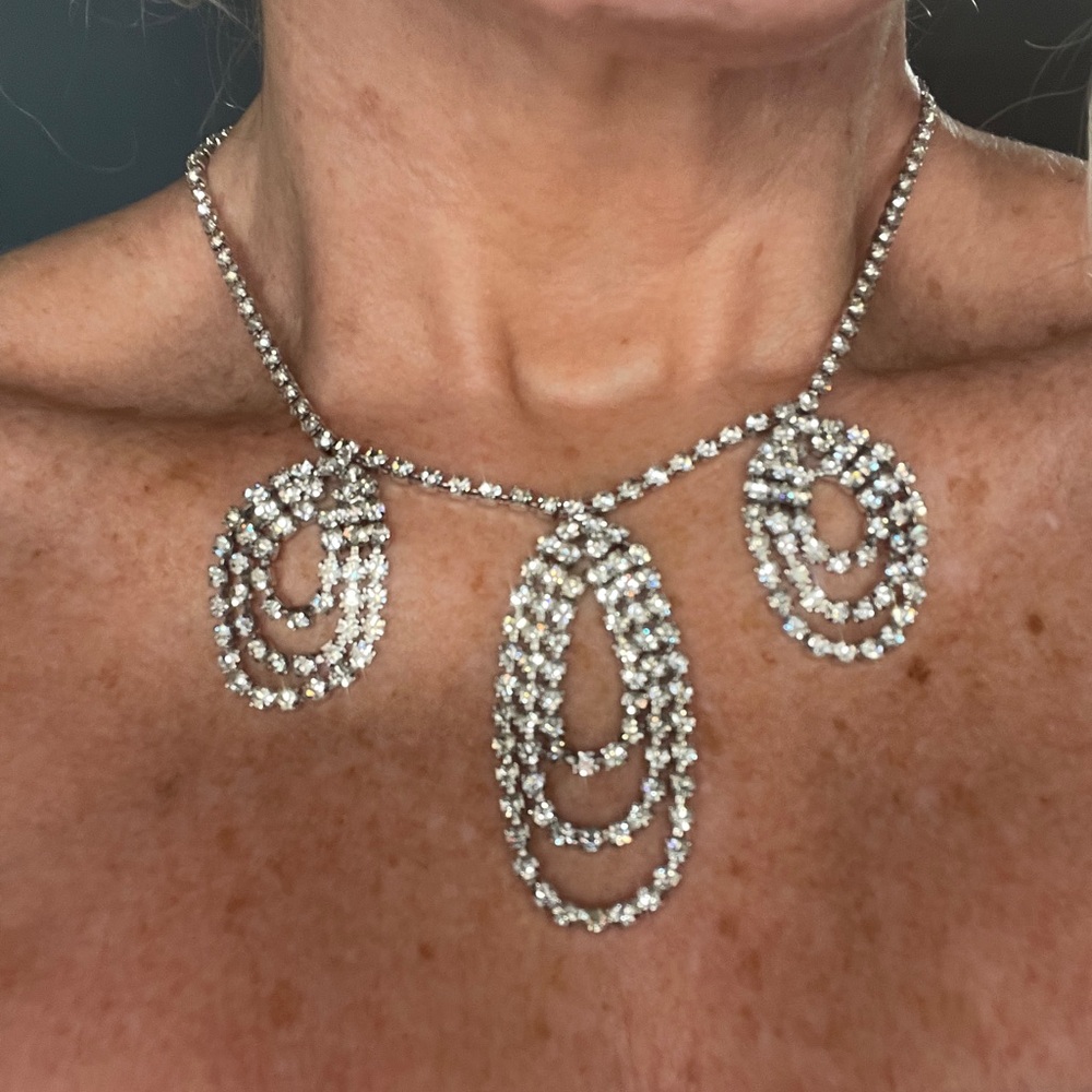 Rhinestone Necklace and Earrings. 
Elegant draped Teardrop Design
1950’s vintage